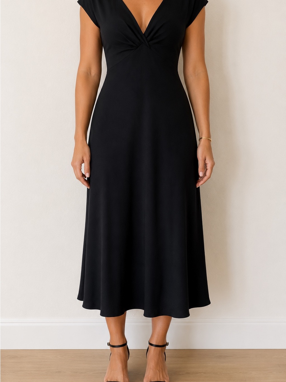 Jones Wear Black V-Neck Midi Dress